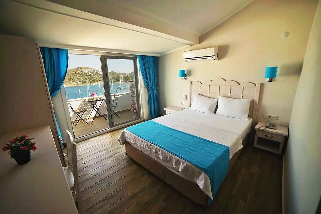 Bora Hotel 닷차