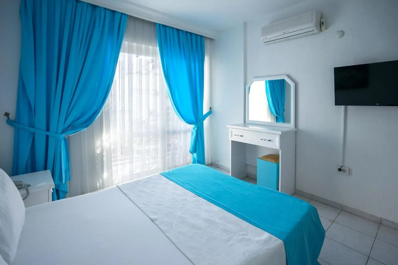 ***  דטקה Bora Hotel טורקיה